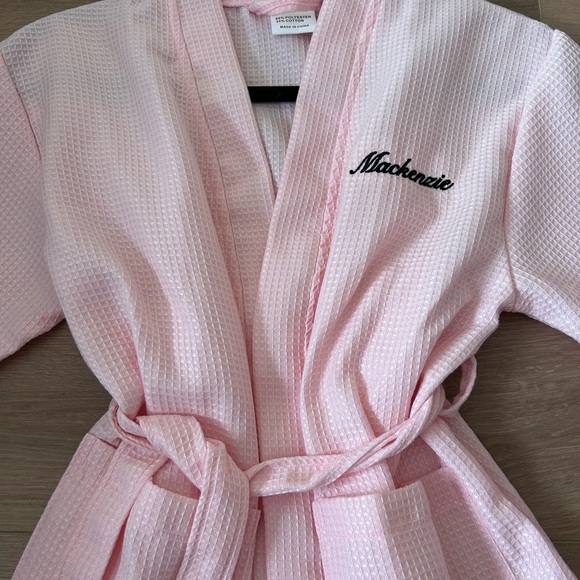 Girls pink waffle robe monogram name “Mackenzie” - Picture 4 of 6